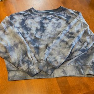 Gap sweatshirt, blue tie dye pattern, size M, EUC